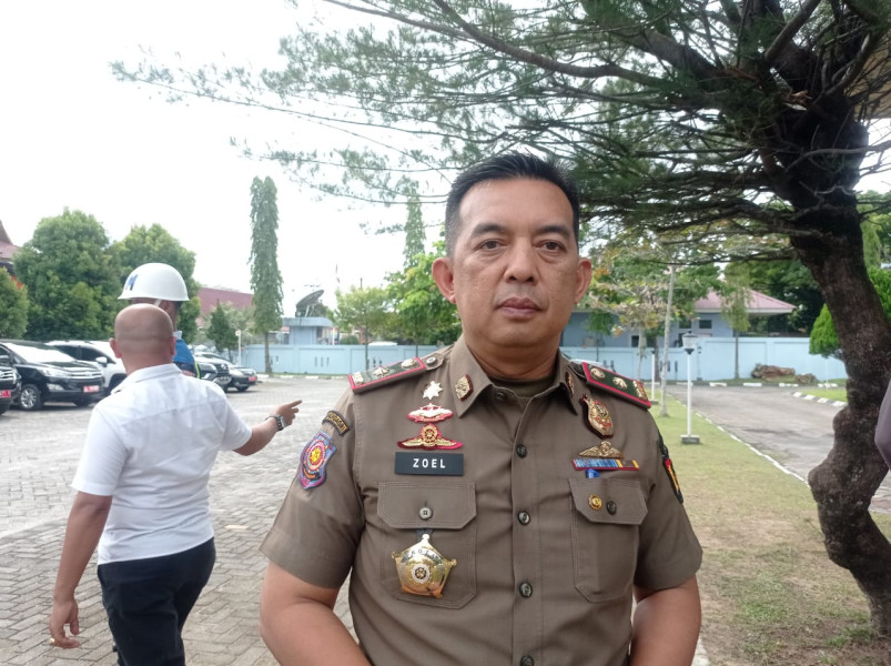 Satpol PP Pekanbaru Tegaskan Pemasangan Poster Caleg di Pohon Melanggar Perda