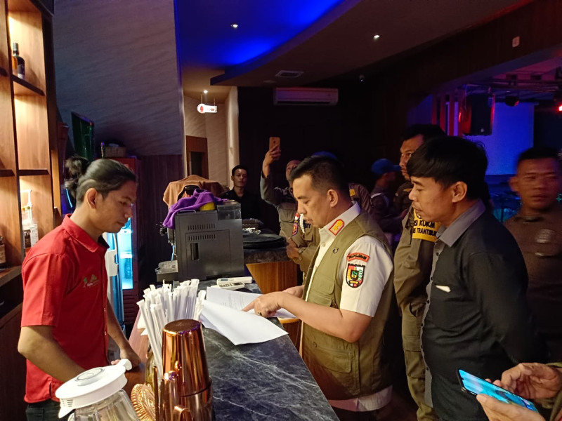 Satpol PP Pekanbaru Awasi Tempat Hiburan Malam