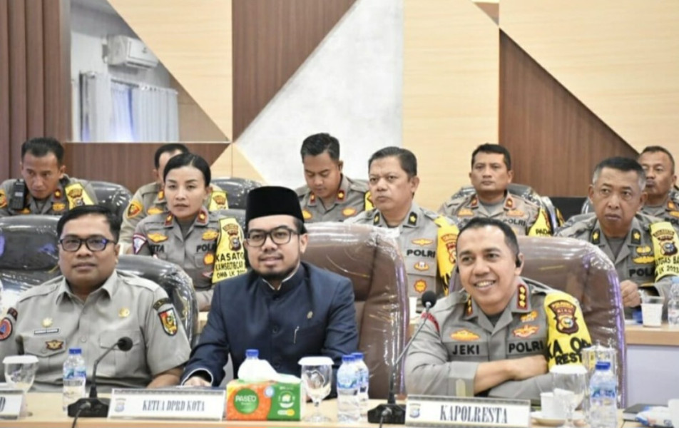 Ginda Burnama Ikuti Rapat Bersama Kapolri Bahas Persoalan Banjir